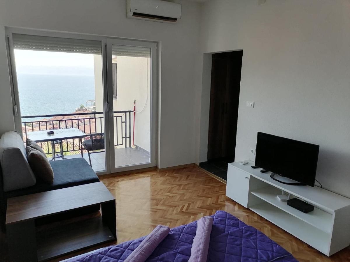 Grey Apartment Ohrid Buitenkant foto