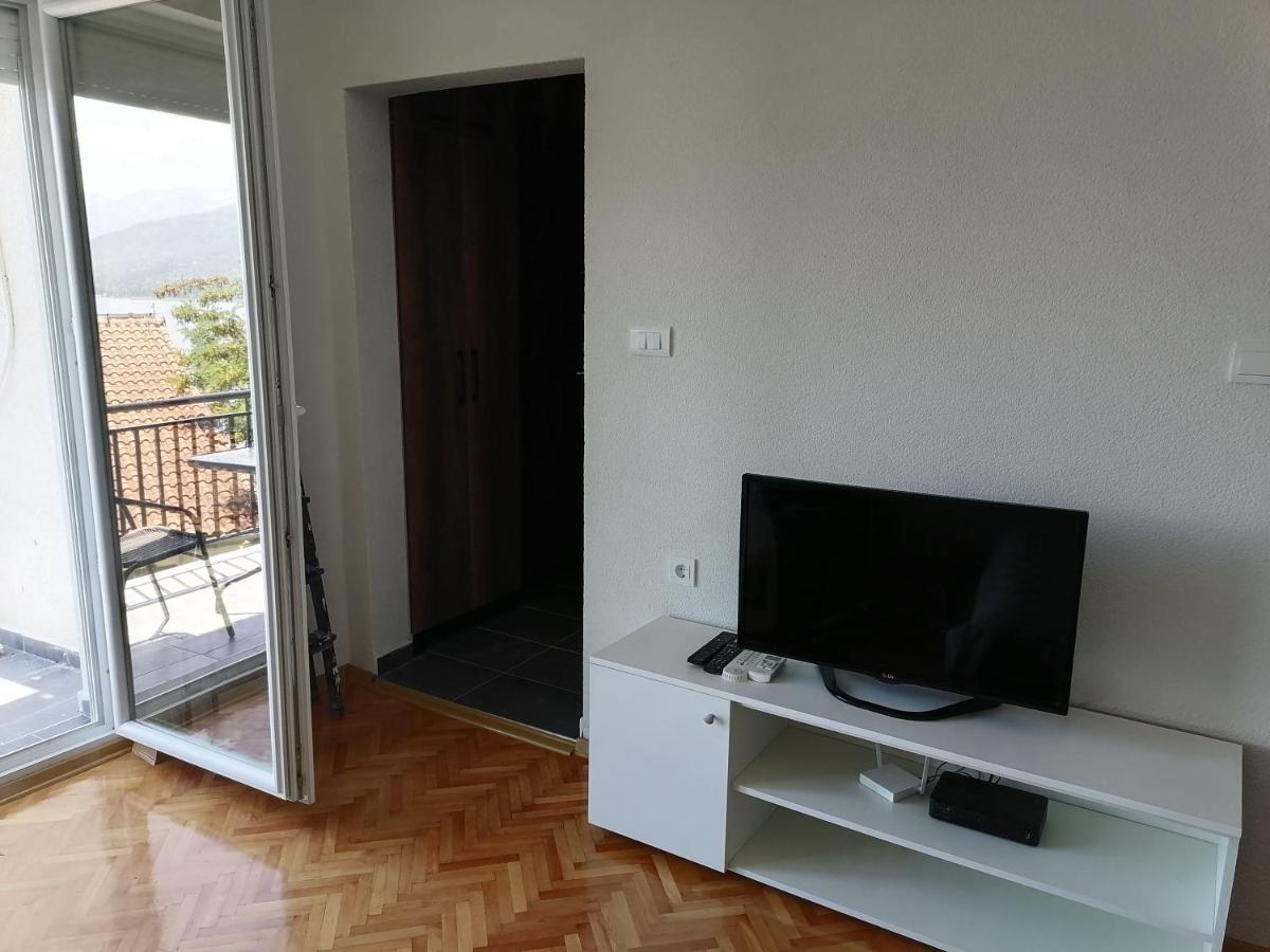 Grey Apartment Ohrid Buitenkant foto