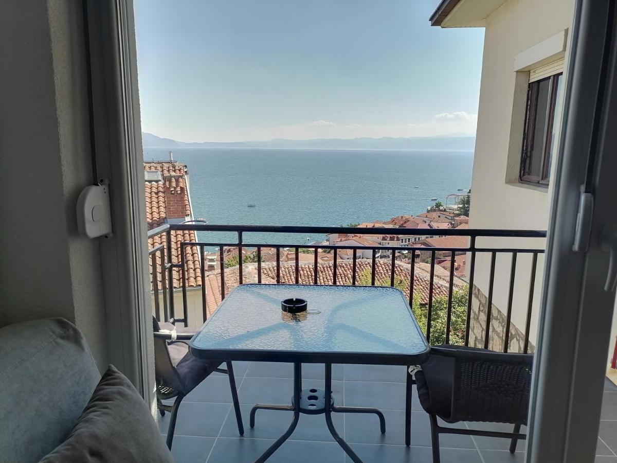 Grey Apartment Ohrid Buitenkant foto